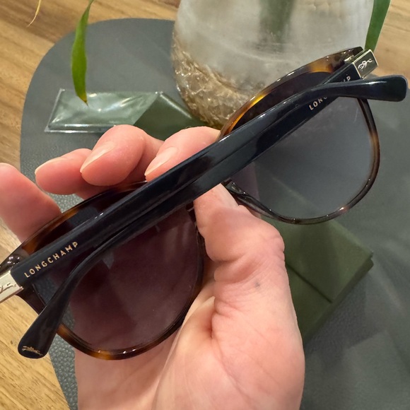 Longchamp Brown Tortoise Sunglasses - Picture 2 of 4